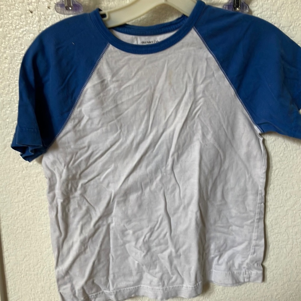 FINAL MARKDOWN Boys old navy t shirt medium